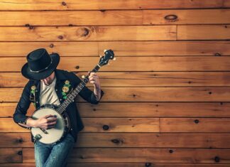 Co mają kowboje na szyi?