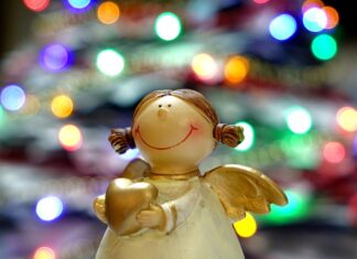 Jak nazywa się ozdoba krawata?