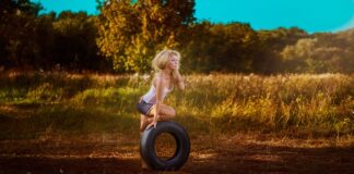 Czy można chodzić w krótkich spodenkach?