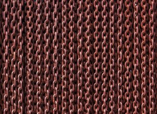 Jak zakładać Spinkę do krawata?